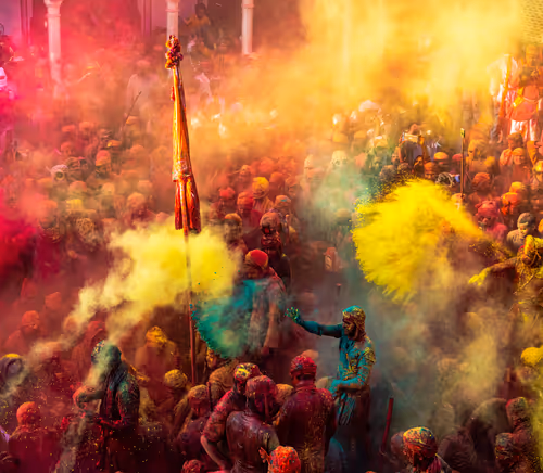 Item #109958266150769313723323803518617696364797979150847759076748307288182763814927 Media