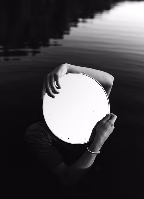 Item #40108322951802129361594584681119870045558526777819700458629971007369025421313 Media