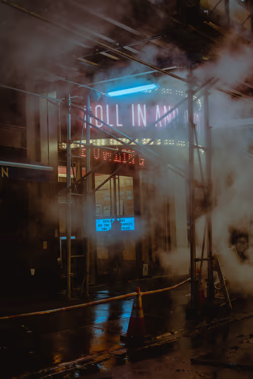 Item #11508604095309688047520383826810453829252464782884219901716548948316821389313 Media