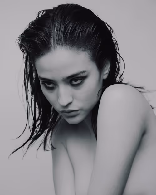 Item #49421393432894499121215694470303184244096795482679490930709574061766725337089 Media