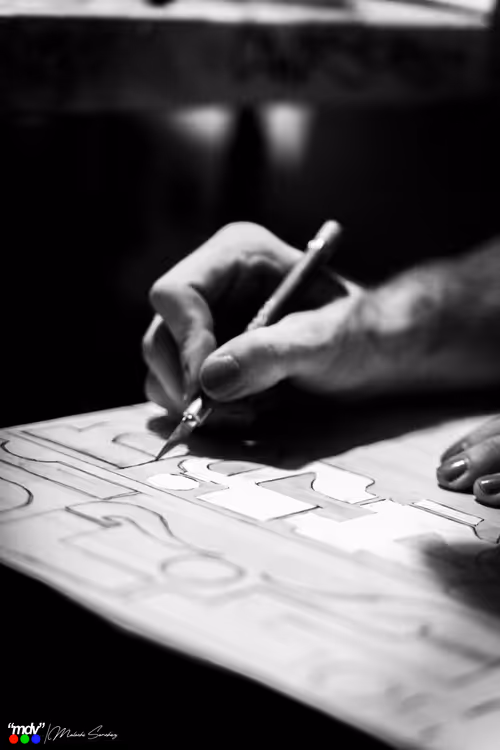 Item #14714425675941428140744687069339670704318230266084554160536609485345739767809 Media