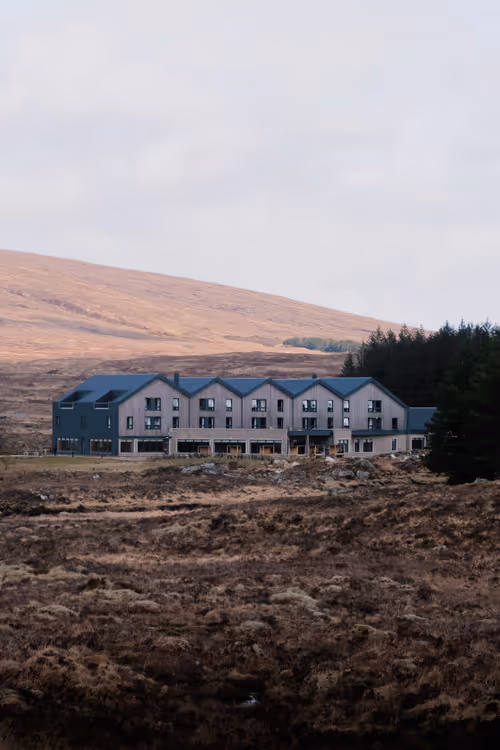 Item #67107135143472887362727960782198863694604649880733447117540637381349089476708 Media