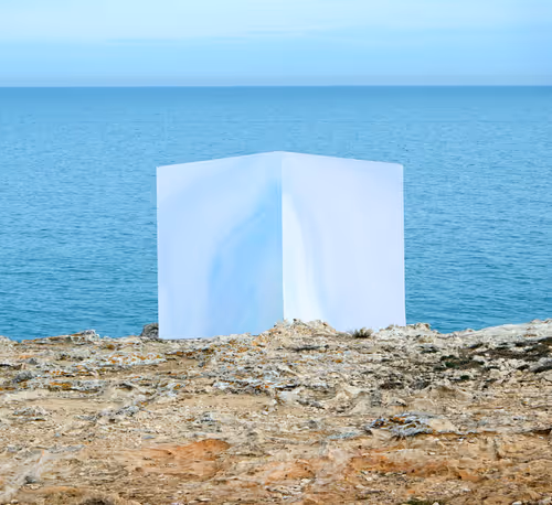 Item #77420488806397133330525240221901748923623733359161899369760968710516723679233 Media