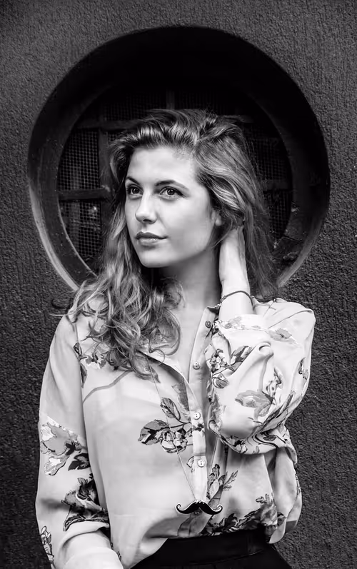 Item #78779691148455323171886345631012233382671645347484645066239978737694205280257 Media