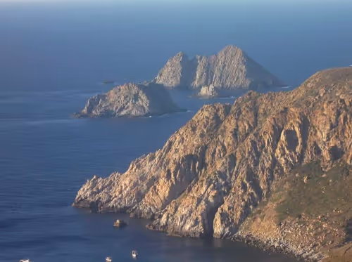 Item #23373786808914709504989018297994829311710774266755127438901619958683749318657 Media