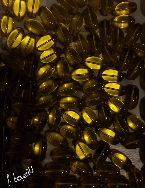 Item #69762886400045524757007765668591644590126757067180732464383252351700376223745 Media