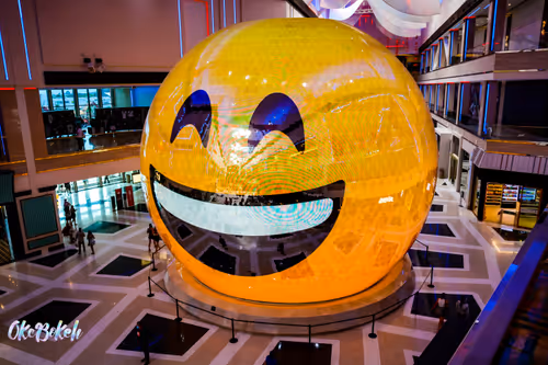 Item #30985419060957023672606833204645685316652492575224970316942919787529262596097 Media