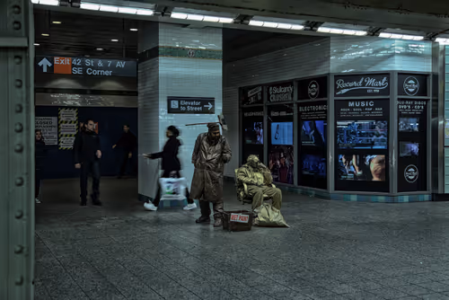 Item #89029957973738202399739029160274954864092324561511741358663747064136680341505 Media