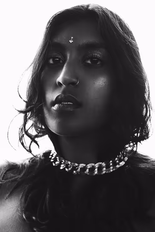 Item #54633628777457058039979045655864865072314601931694367880395140094102048079873 Media