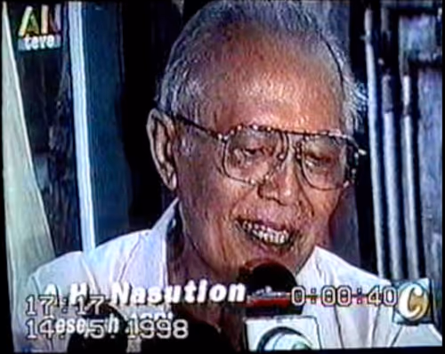 Item #26650783721327722692109174733425160996516536122754090351327408609824883081217 Media