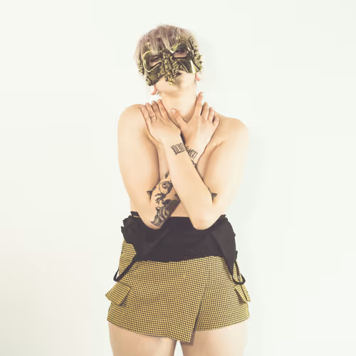 Item #109931125644720774743925664871075202306165972680174386762390863639041376518145 Media