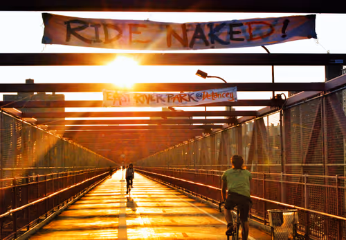 Item #50939234527767169221321298408743556549433525703303103201532878629921794031617 Media