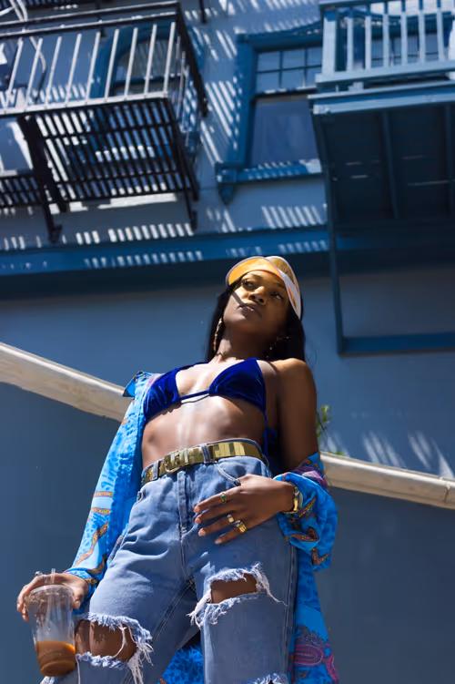 Item #22380822880750469679607150943500114050327895572865979621959590859592771305473 Media