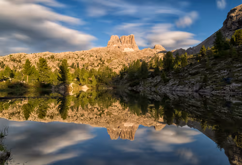 Item #70651564434180574556294947665186140658635151001431395865456628576187601387521 Media