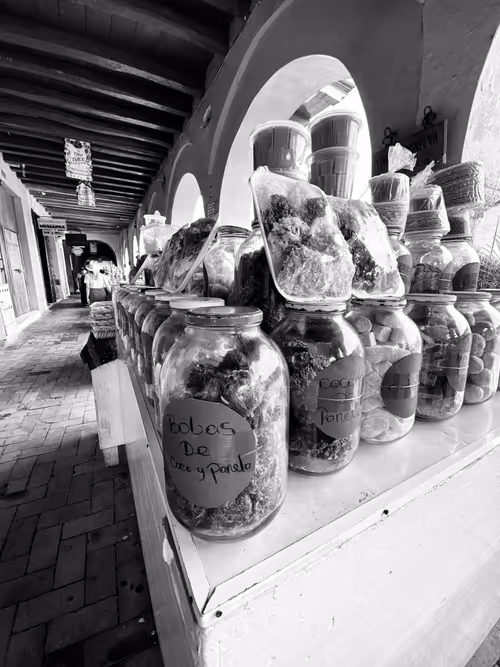 Item #41673148381276602242118576638571883015956905201675020614810101379704561860633 Media