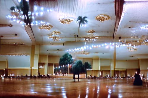 Item #113220690617684133836868245192466857272902453570035781371385973944252675129345 Media