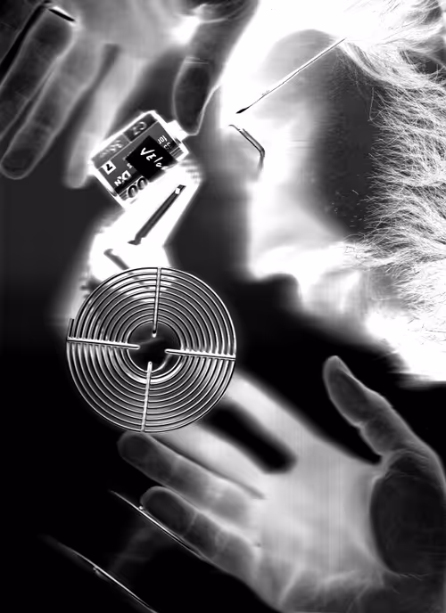 Item #105836017771423557183931558277920297823919466206112556630061826383991197925377 Media