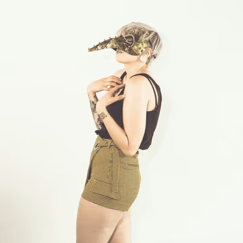 Item #109931125644720774743925664871075202306165972680174386762390863629145771868161 Media