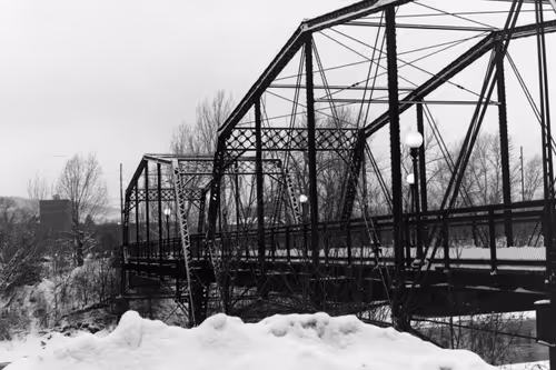 Item #102681073820549918018156706383720612658195698549287552323172903081853163929601 Media