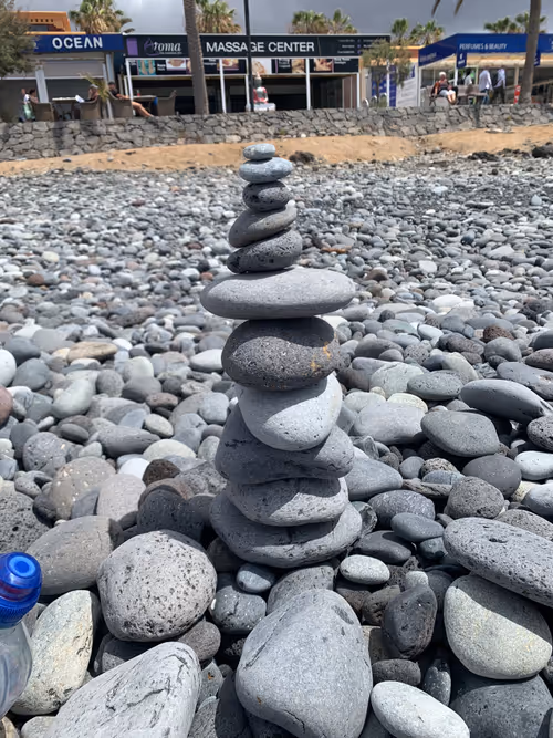 Item #83392835331686035630640588799276424387804999930069949016755207466542174306404 Media
