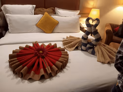 Item #13968726059347532090623550307795009463851395019365410599953870961980731393696 Media