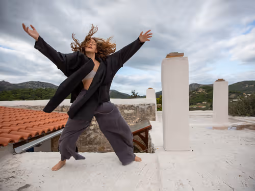 Item #94745967520971096604057728122660795152210802931068623242205408444669612785665 Media