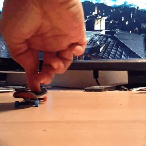 Item #83408267508132833456682495211820804283305655612987816864939849071255820959745 Media