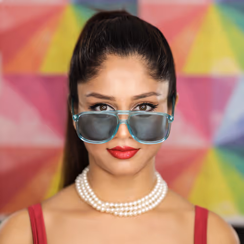 Item #110063331335139009547571421808057778384289125434812320670302640476416311820289 Media