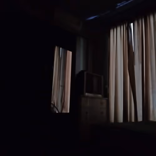 Item #15228845018221270444917858890004613932879500867801961407917174775595638194177 Media