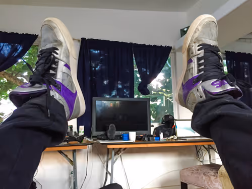 Item #51836971000367680899562495112812040518737956494175022057486888349748447674369 Media