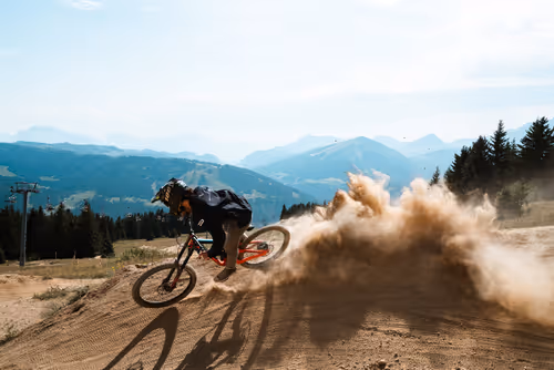 Item #100568244476551221138828286502777824514190158679998123651625085631334205882369 Media