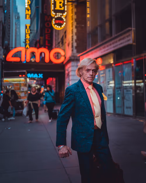 Item #44752229858710704547882990946217754742599991386574349955482480389524369178625 Media