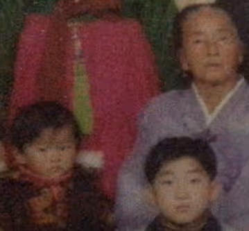 Item #69093255793905806303132723588600372727070549953109633234864679179265035468801 Media