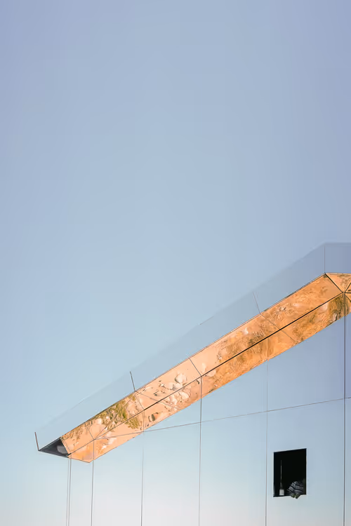 Item #83671235282096618874006211030769624201021443299440861014428720482713736314881 Media