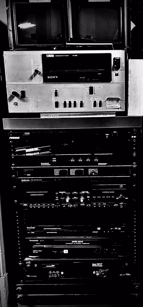 Item #23977370117191917724225468807392124890950272782277708039151276484549211586563 Media