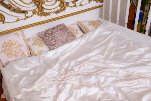 Item #85609240710973135230976347674677612252797211921103835166901622382962570952709 Media