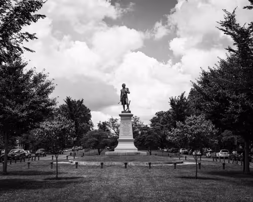 Item #10691109686083431502166818963425883962656955232587770388242978674510129004545 Media