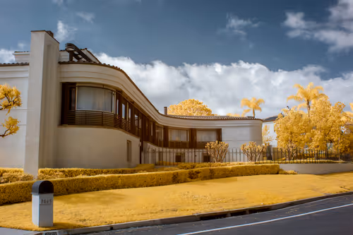 Item #19370616966559748584435896432036154917692480584478998448395270153899438243841 Media