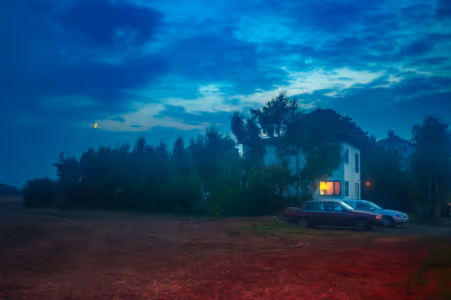 Item #63134945294261859625177552331781938641917245497609761794332943220304808771585 Media