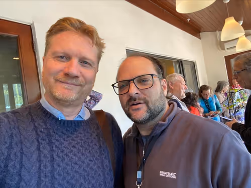 Item #25807828313075317443229666066300242113794250081909357222558169593254189727799 Media