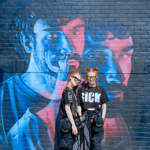 Item #55009236754177688704712285819362994549214138196257374091251074633310085840897 Media