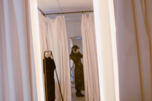 Item #59289559974989153339537177586835071468773347451990406797747693843295953223681 Media