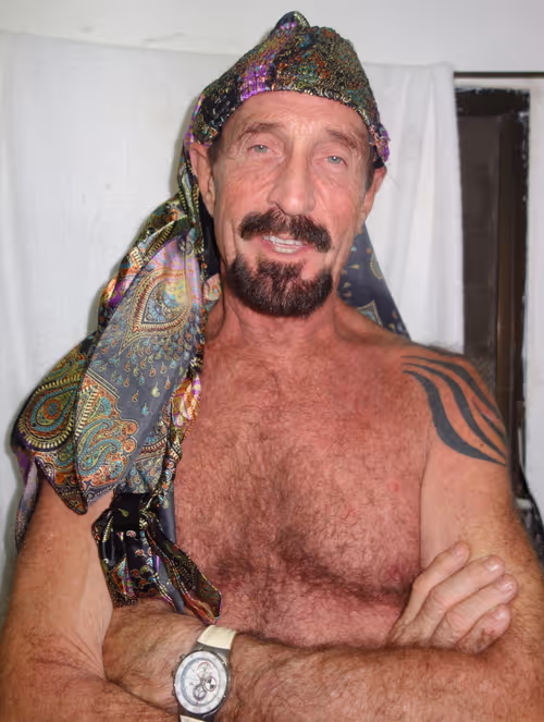 Item #51792000692652649706991026145015157507097883569816070395065263803901658791937 Media