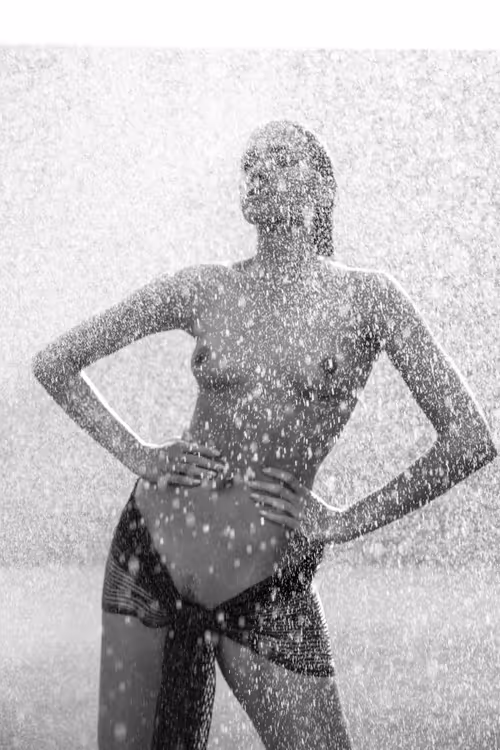 Item #10633067303586655002322856330995960542814447991305155066433384175452330917889 Media