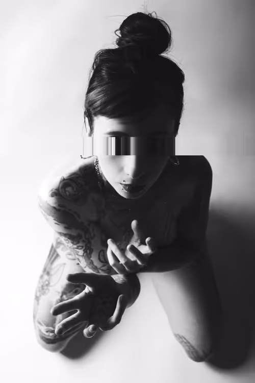 Item #54633628777457058039979045655864865072314601931694367880395140098500094590977 Media