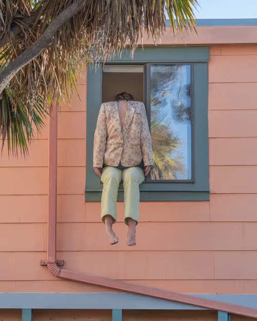 Item #66199238370220987817260704809787442862597280032429936774217036768813785284609 Media