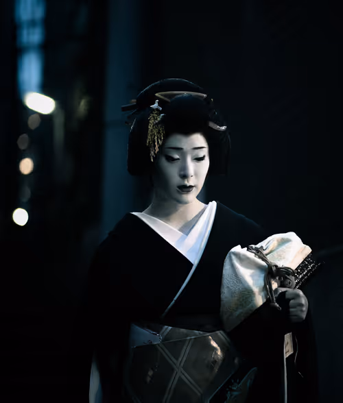 Item #54932601403696324366620882500937899754609465026993680203727088569441358708737 Media