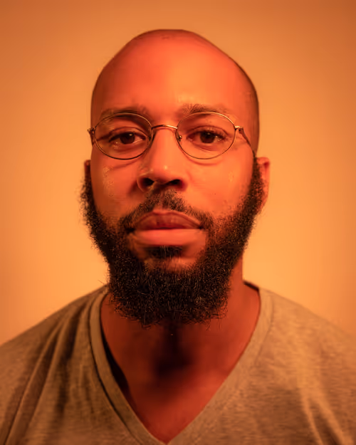 Item #10691109686083431502166818963425883962656955232587770388242978631629175521281 Media