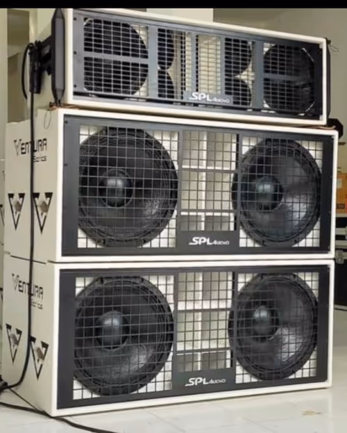 Item #93705437637750499816014918804902165564429634676183176525553082155596116918273 Media