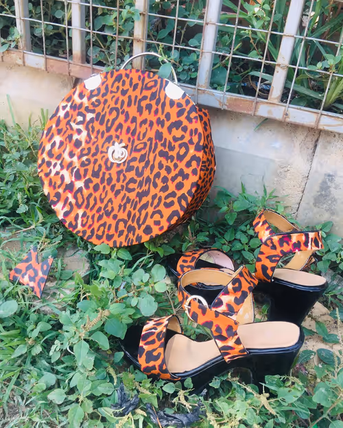 Item #49282839886755864349954099167539234708819534519375482423773084704176691216385 Media